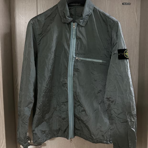 스톤아일랜드 나일론 메탈 오버셔츠 스카이 블루 M