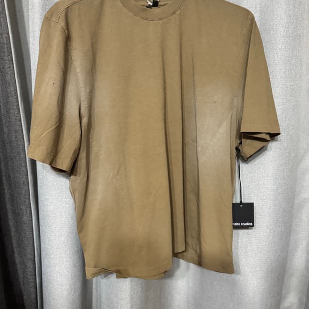 엔타이어 스튜디오 반팔티셔츠 