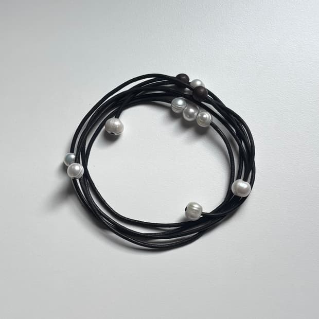 솔로이스트 레더 코드 & 펄 네크리스