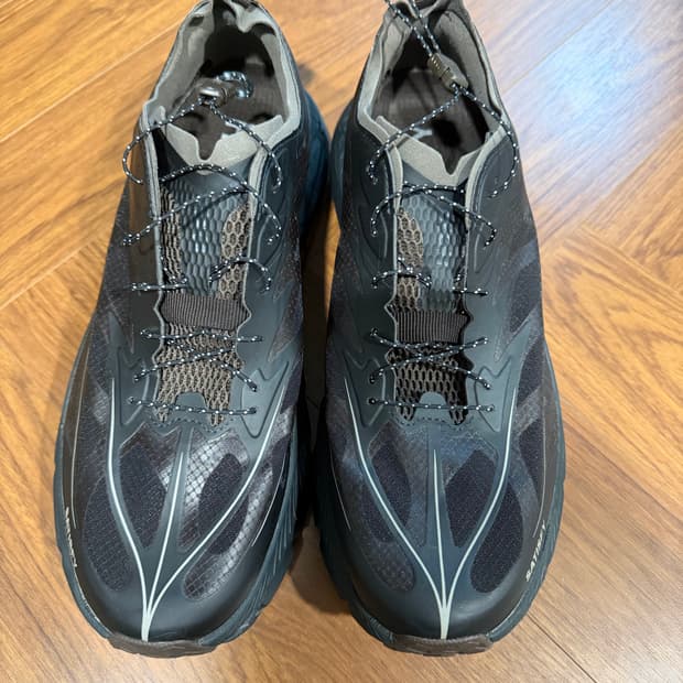 Hoka x satisfy  / dark brown / 290