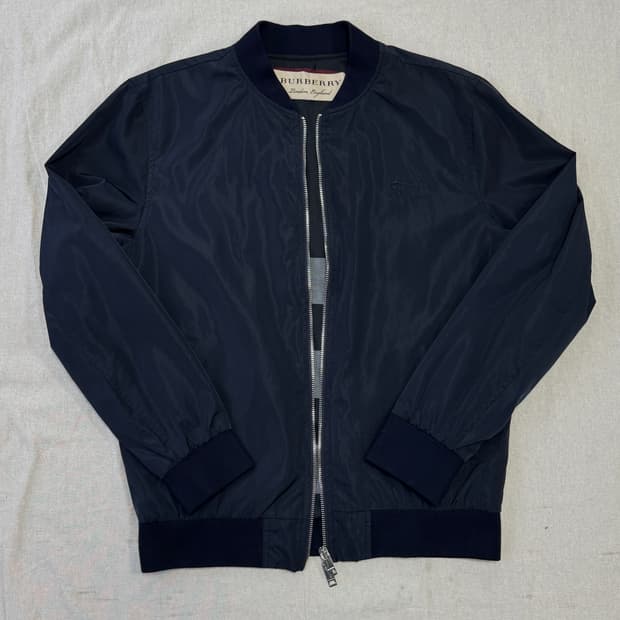 버버리 나일론 자수 투웨이 블루종 XL