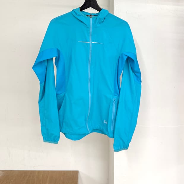 아크테릭스 블루 테크니컬 쉘 자켓