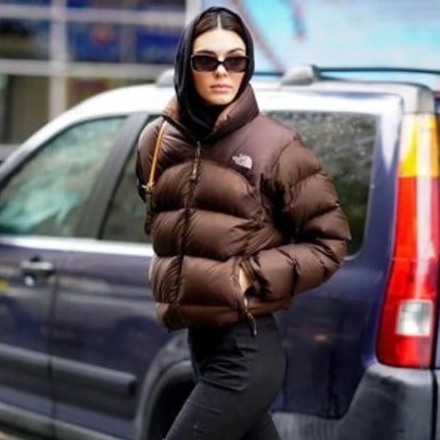 노스페이스 켄달제너 눕시 700 