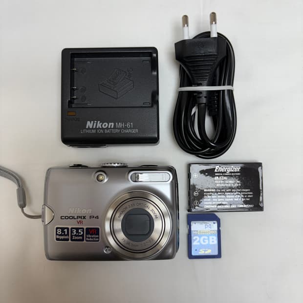 ⭐️민트급⭐️니콘 쿨픽스 P4 Coolpix P4