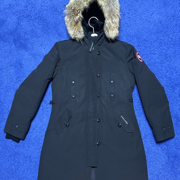 백화점판 캐나다구스 M