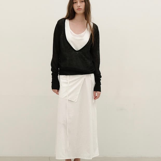 로우타이드 딥 브이넥 알파카 니트