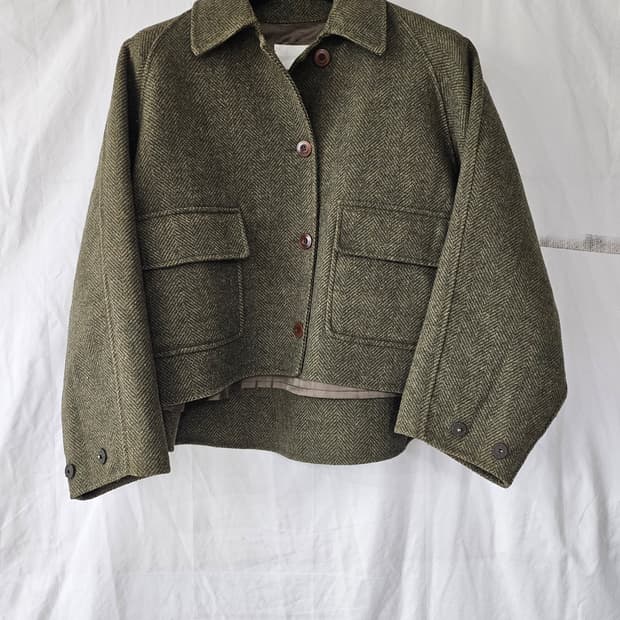 쥬시쥬디 헤링본 포켓 숏 코트 80