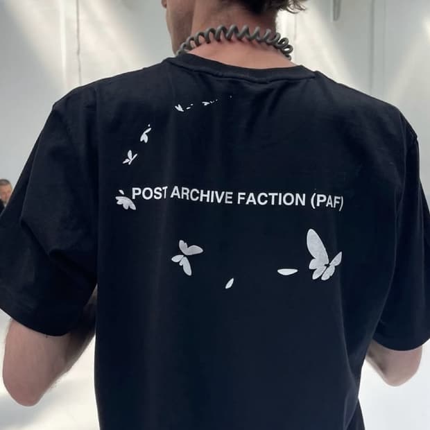 포스트아카이브팩션 한정판 수베니어 반팔 M