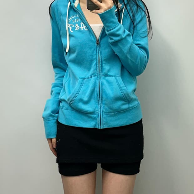아베크롬비 y2k 와투케 스카이블루 후드집업 