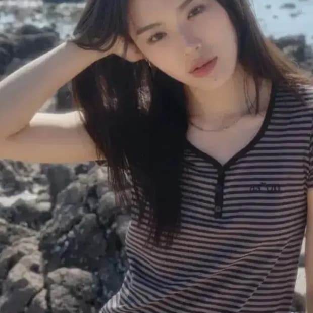 애즈온 CANDY STRIPE T / BLACK 반팔