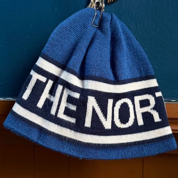 노스페이스 로고 스펠링 니트 비니