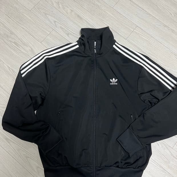 아디다스 클래식 파이어버드 트랙탑 L