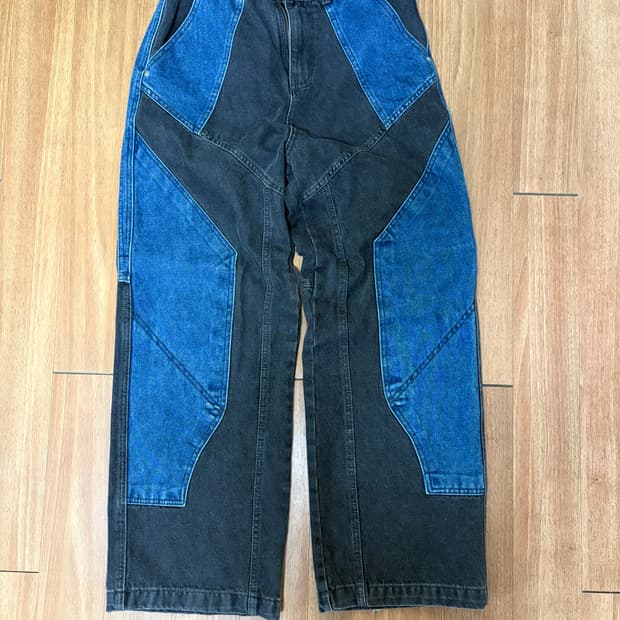 꼼파뇨 절개 데님팬츠