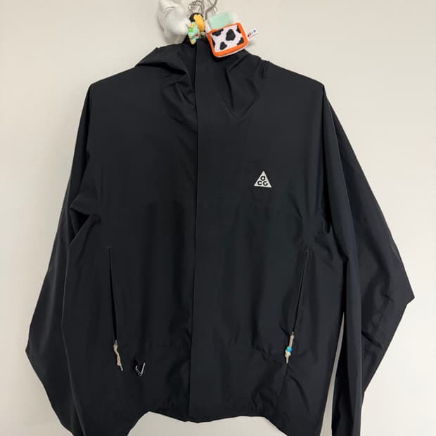 나이키 ACG 스톰핏 ADV 바람막이