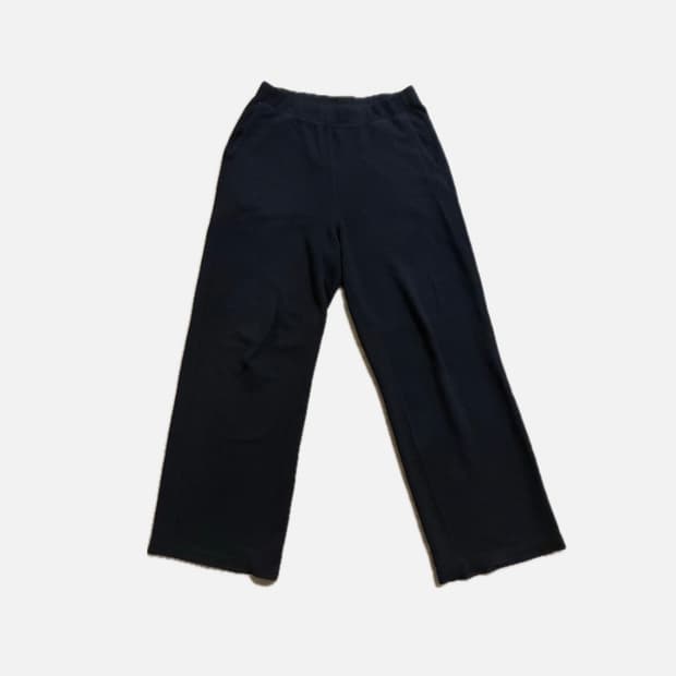 유니클로 검은색 스웨트팬츠