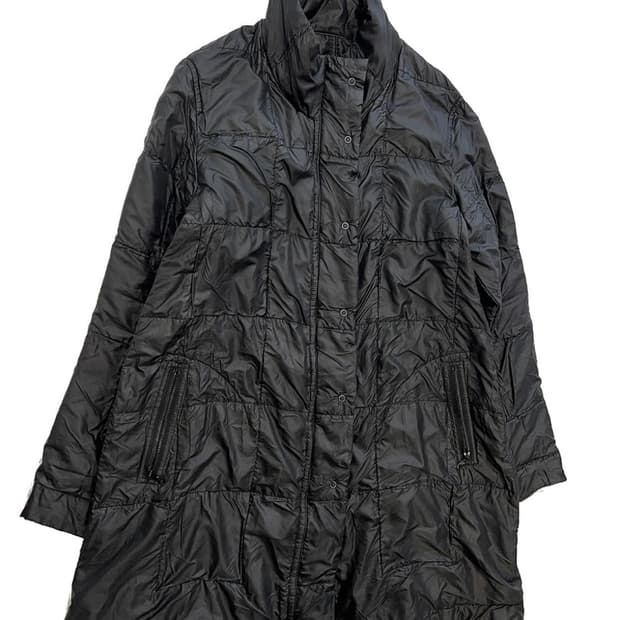 이세이미야케 경량패딩 코트