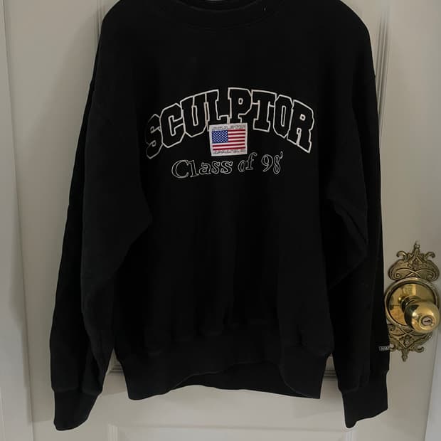 스컬프터 맨투맨Class Arch Logo  Black