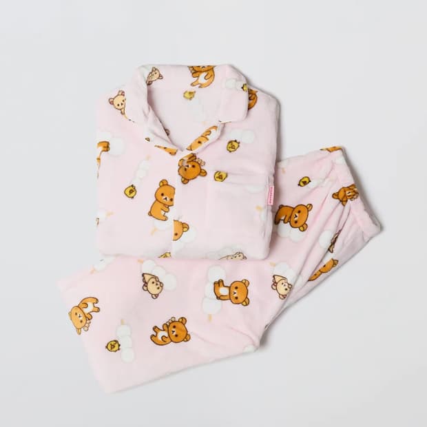 스파오 리락쿠마 수면잠옷