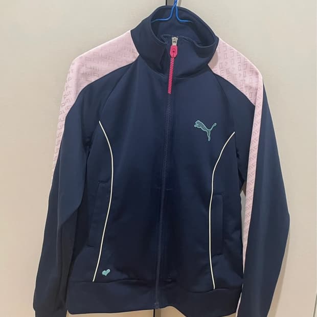puma zip up