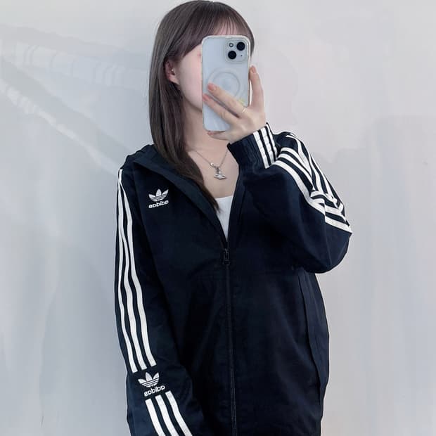 아디다스 블랙 삼선 바람막이