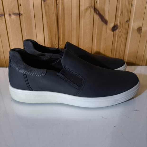 40 255mm 에코 소프트7 스니커즈 