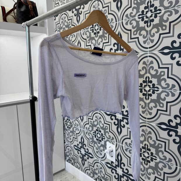 오드원아웃 크롭탑