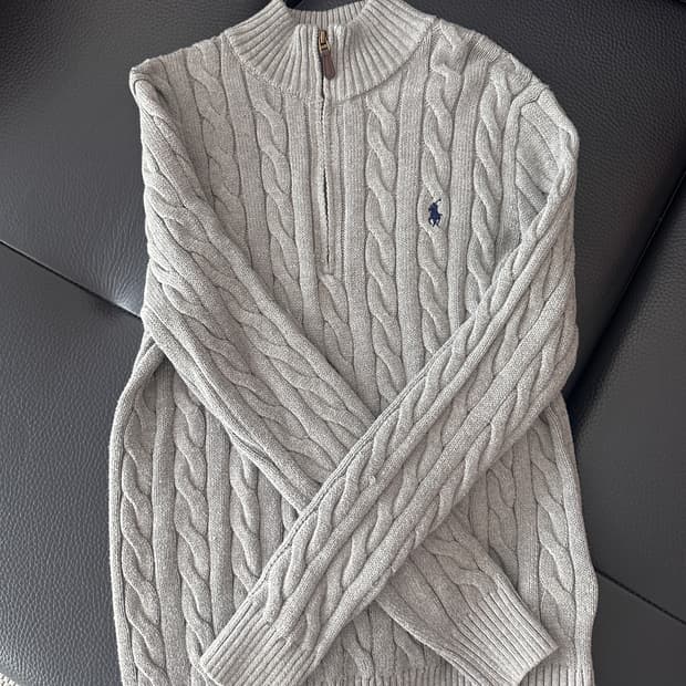 폴로 하프 집업 니트