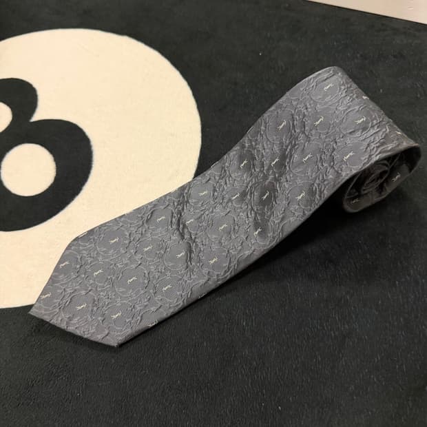 입생로랑 실크 넥타이 (Dark Grey)