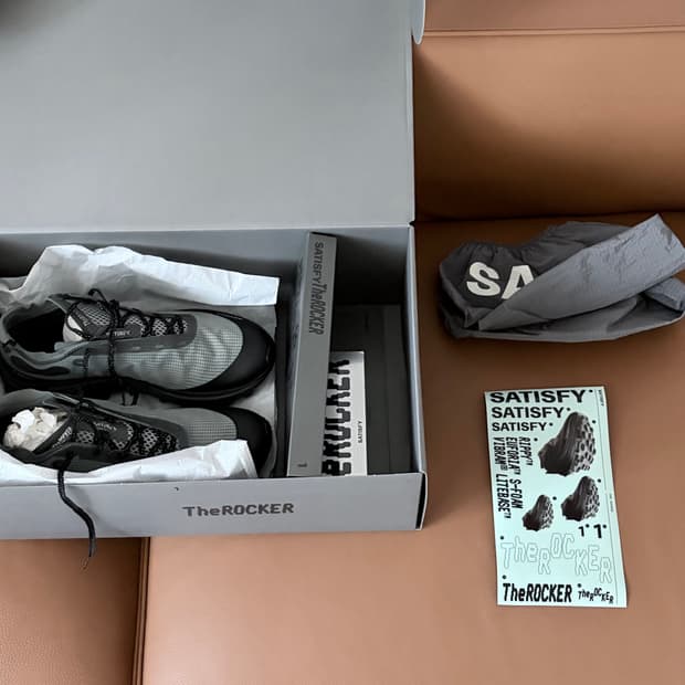 Satisfy 새티스파이 더라커 쉐도우 9.5(275) 