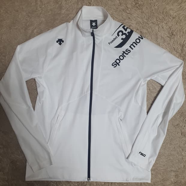 데상트 바람막이 자켓 사이즈 100