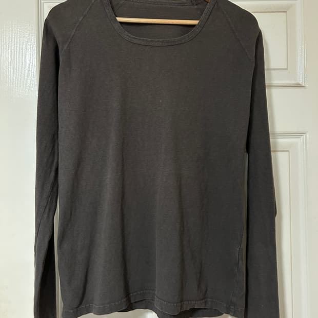 캐피탈 롱슬리브스