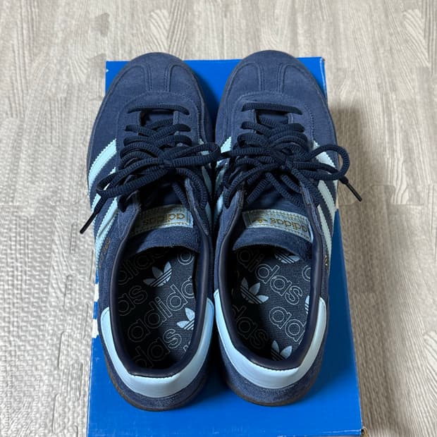 아디다스 스페지알 네이비 