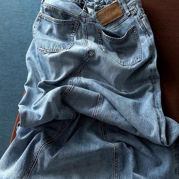 Washed wide design denim skirt