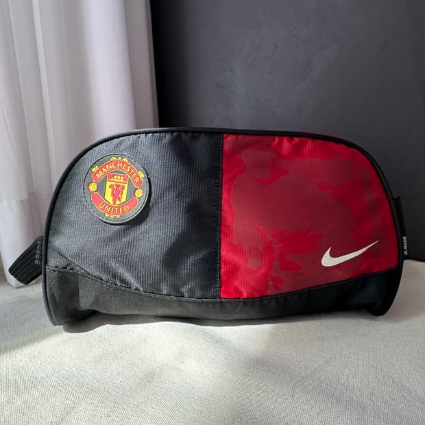 나이키 맨체스터 유나이티드 2007 슈즈백