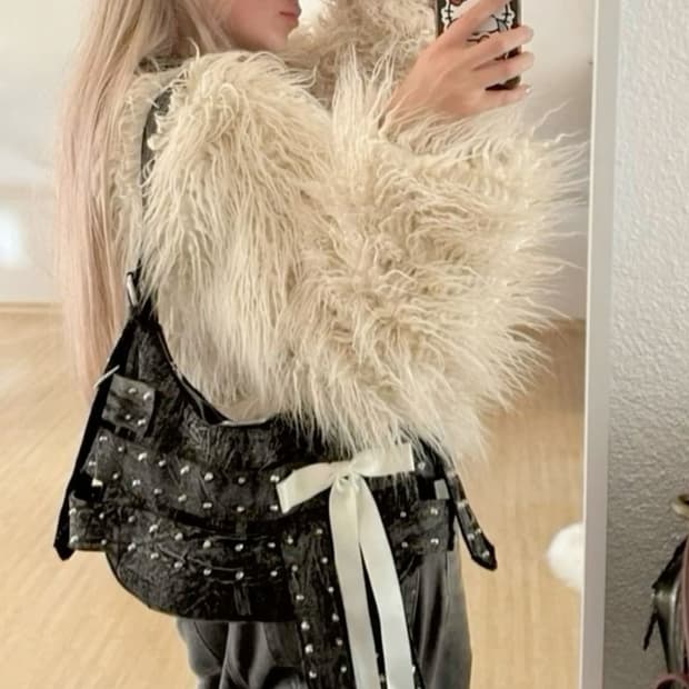 자라 아이보리 퍼