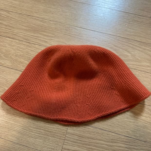 Latt by t 래트바이티 캐시미어100 모자