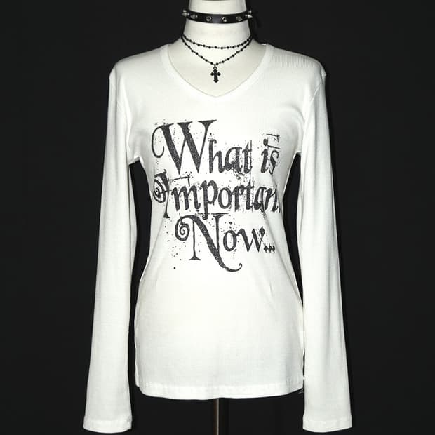 (may champ) y2k grunge font t 
