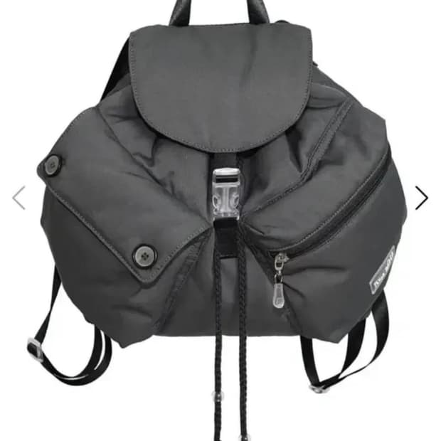 파히섬 / 탠스댄스 BUTTON MINI BACKPACK_CHARCOAL