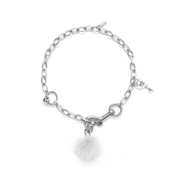 Dusty-Puff necklace (light grey)