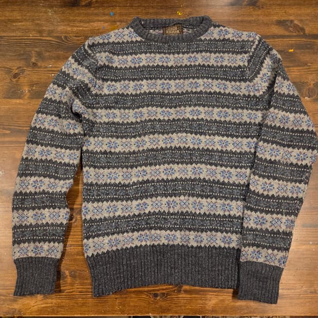 시에라 디자인 페어아일니트