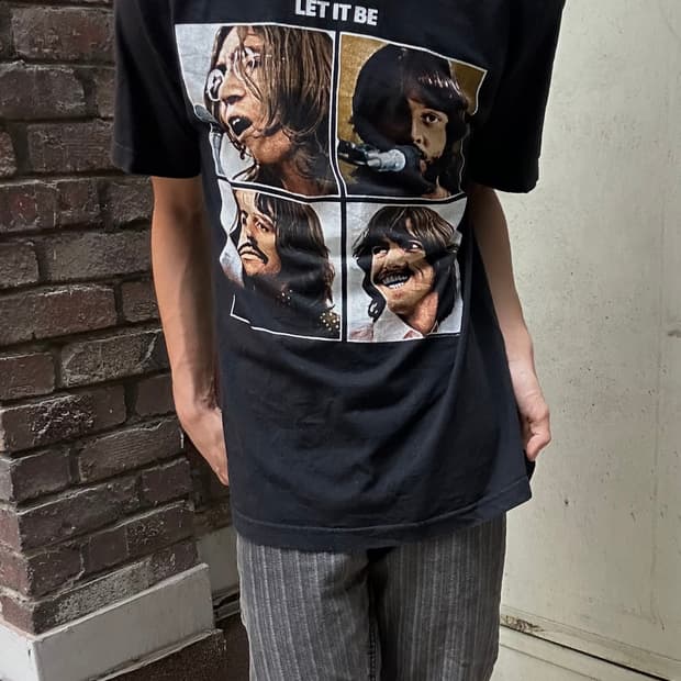 *rare* 2004 Beatles Black Print T-shirt