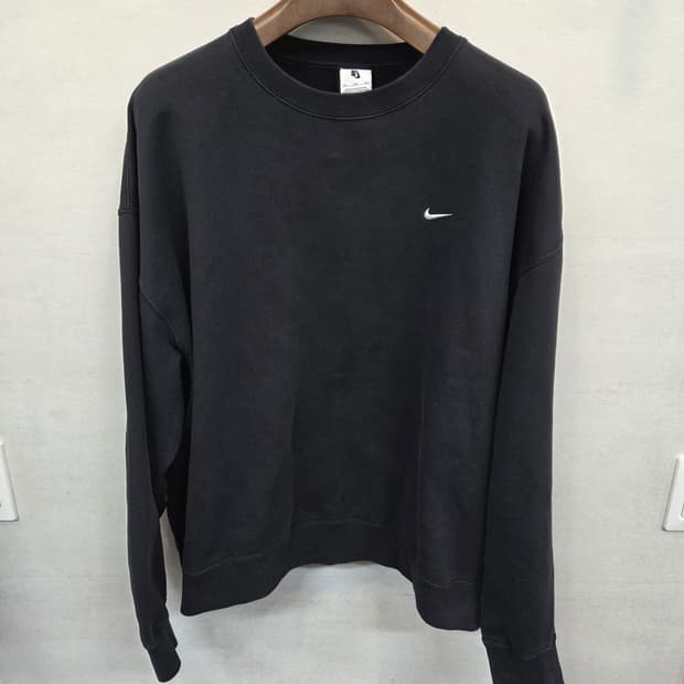 나이키 솔로스우시 기모 맨투맨 xxxl