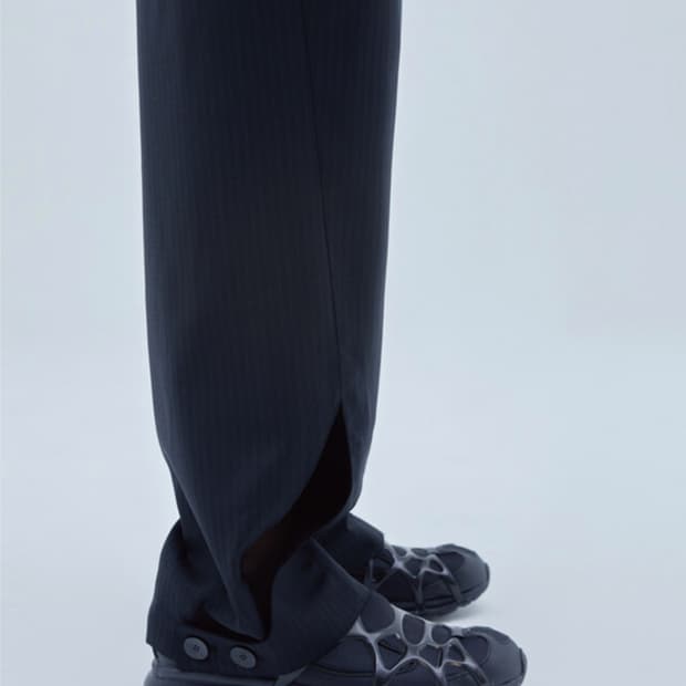 헬릭스클로딩  SAPPHIRE TROUSERS(BLACK STRIPE)