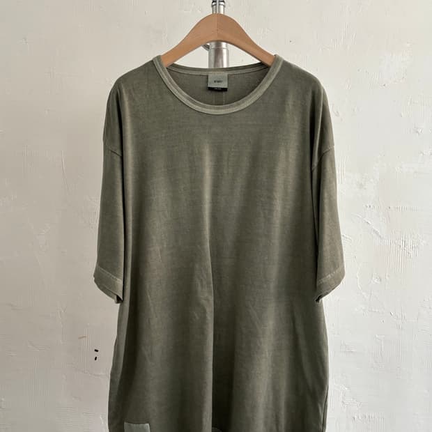 WTAPS 더블탭스 올리브 Sign-OD 피그먼트 다이드 반팔 티셔츠 