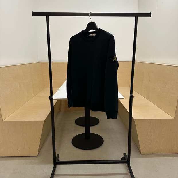 [L]스톤아일랜드(STONE ISLAND) 와펜 패치 롱슬리브(맨투맨)