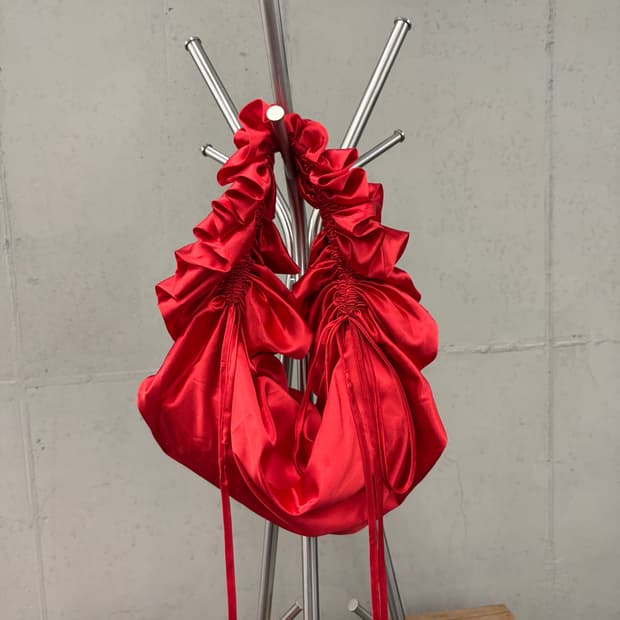 OpéraSPORT 오페라스포츠 Shirley Ruffle Bag 레드