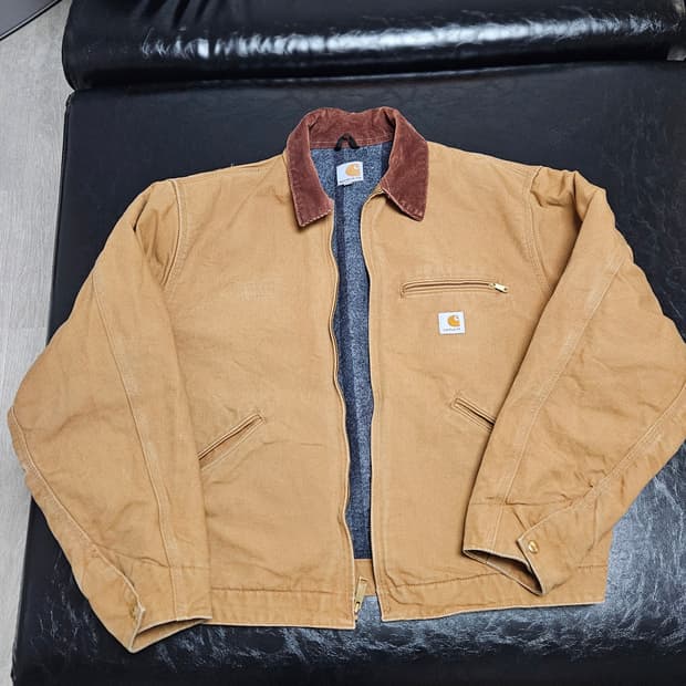 칼하트 디트로이트 J001 BRN 125주년 기념판