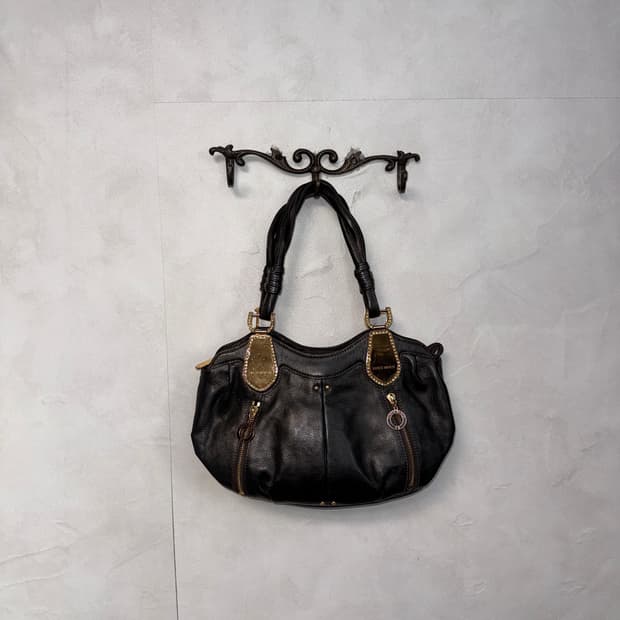 Vincis Bench dark brown shoulder bag