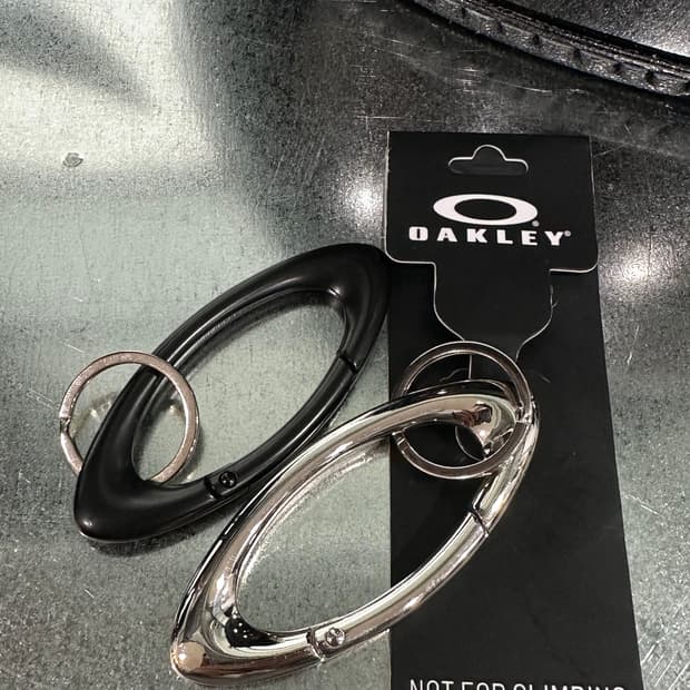 오클리 키링 새 상품급