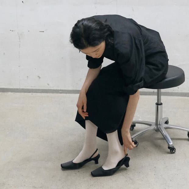 에퓨레 NAIN Satin Slingbacks black 225